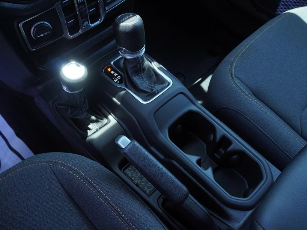 new 2025 Jeep Gladiator car, priced at $37,695