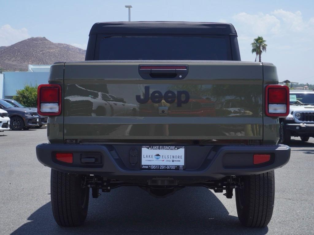 new 2025 Jeep Gladiator car, priced at $37,695