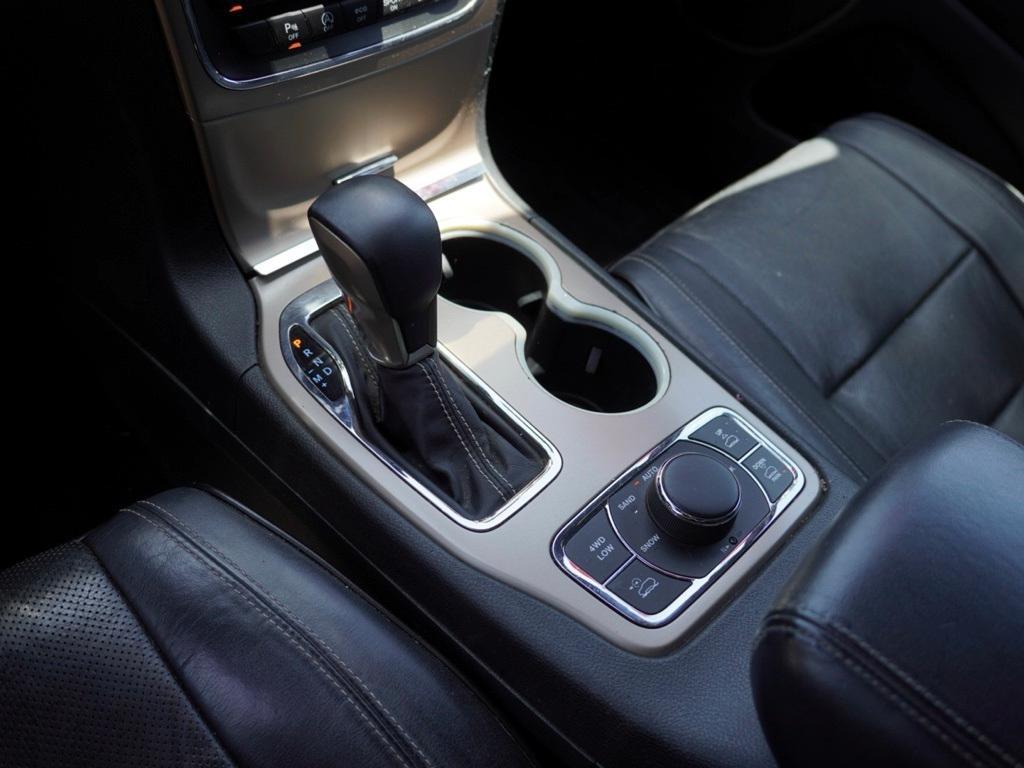 used 2017 Jeep Grand Cherokee car, priced at $20,314