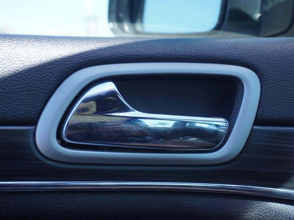 used 2022 Jeep Grand Cherokee WK car, priced at $23,095