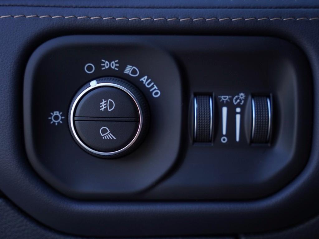 new 2025 Ram 1500 car, priced at $73,892