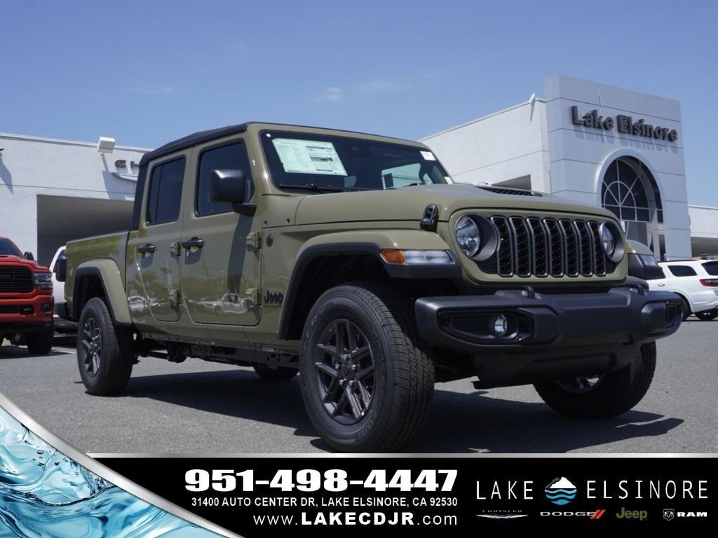 new 2025 Jeep Gladiator car, priced at $35,232