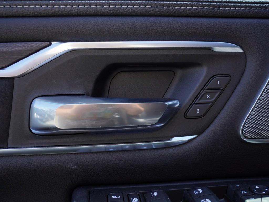 new 2025 Ram 1500 car, priced at $60,586