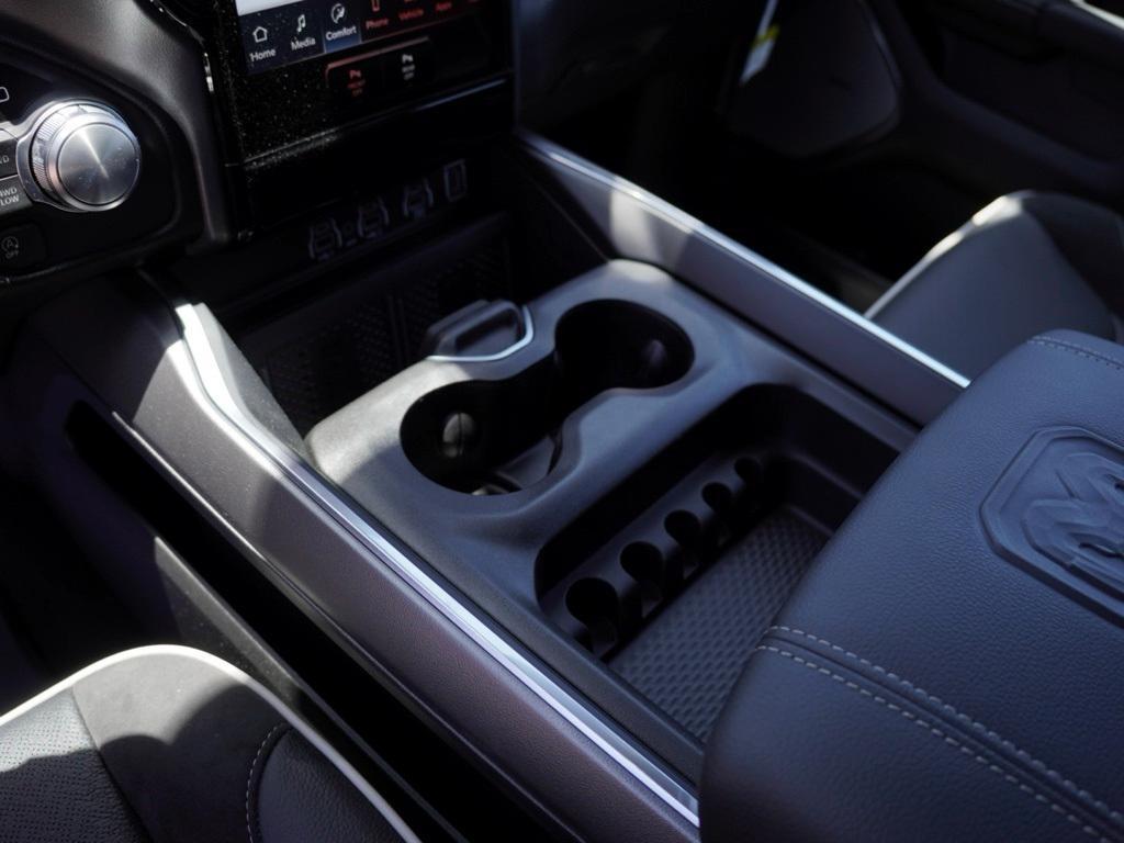 new 2025 Ram 1500 car, priced at $60,586