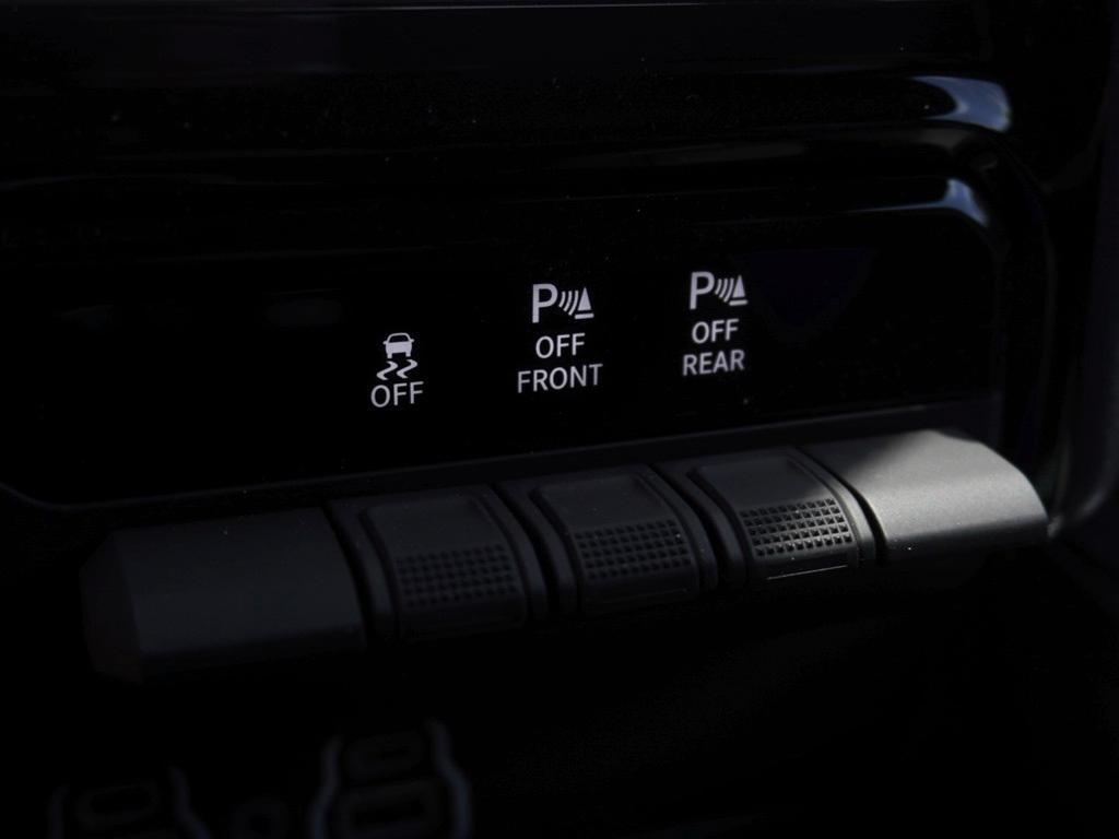 new 2025 Ram 1500 car, priced at $41,162