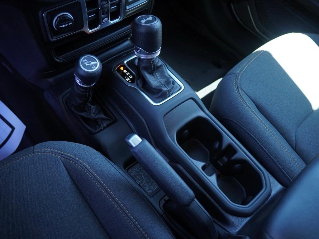 new 2025 Jeep Wrangler car, priced at $36,716