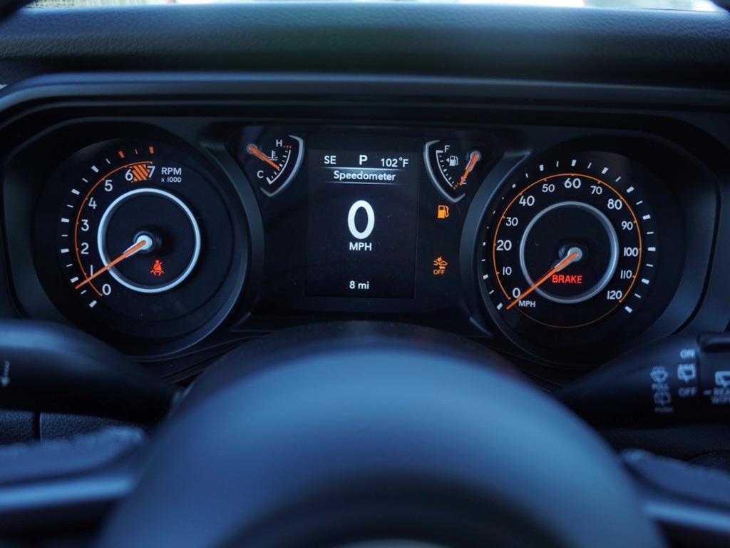 new 2025 Jeep Wrangler car, priced at $36,716