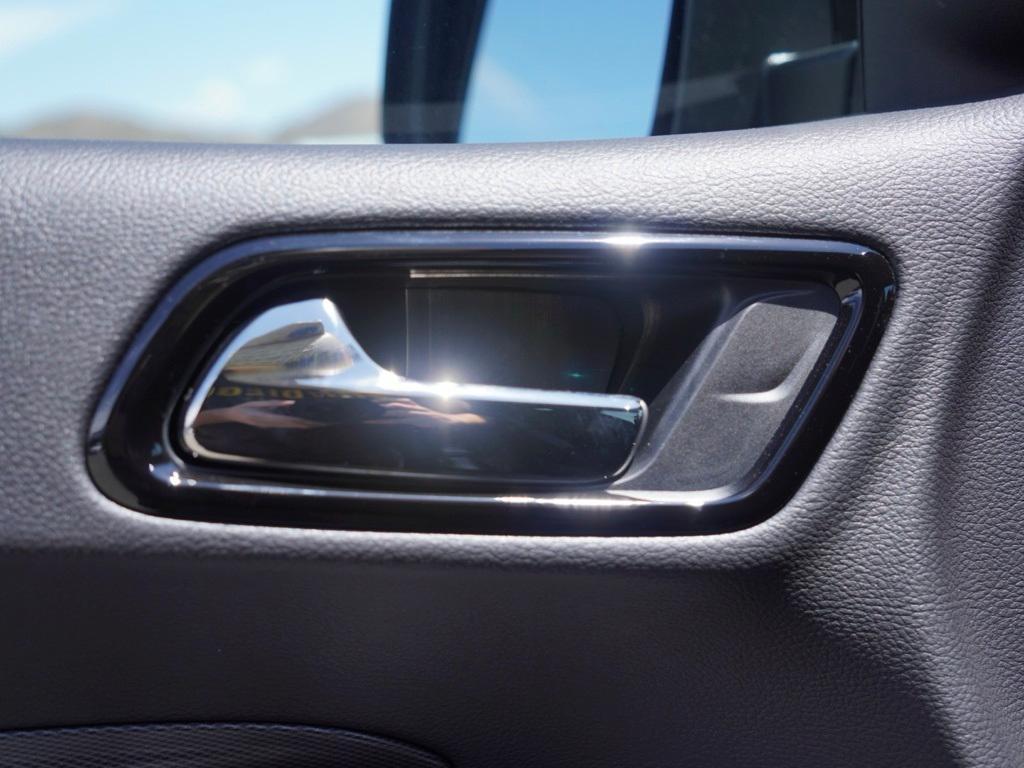 new 2025 Dodge Durango car, priced at $45,137