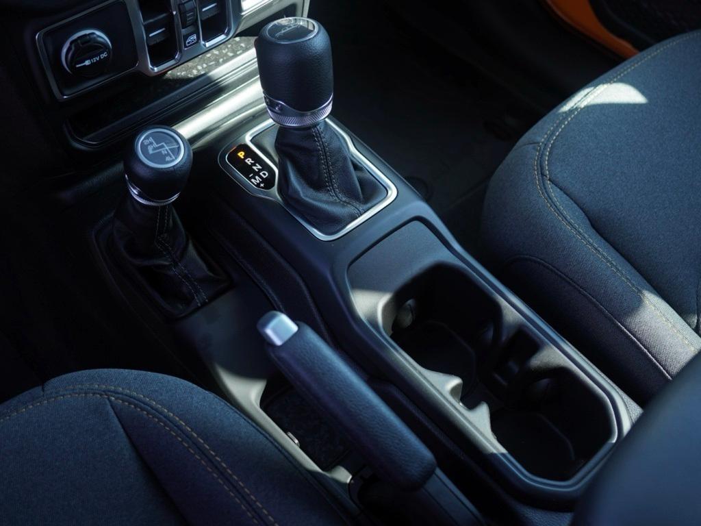 new 2025 Jeep Gladiator car, priced at $32,497