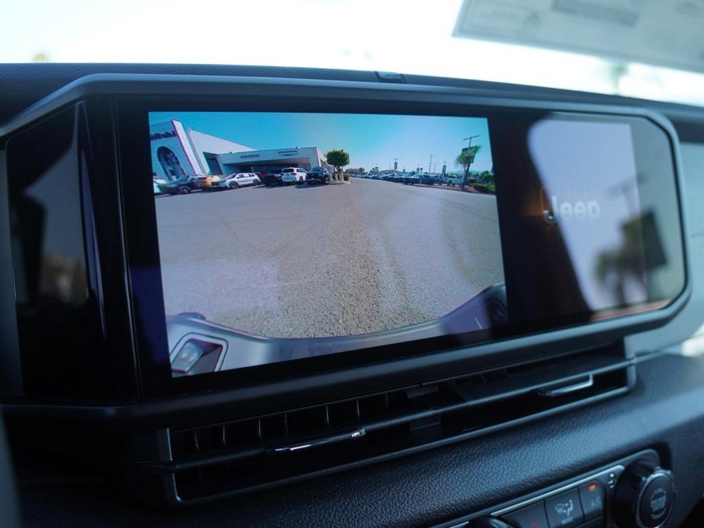 new 2025 Jeep Gladiator car, priced at $32,497