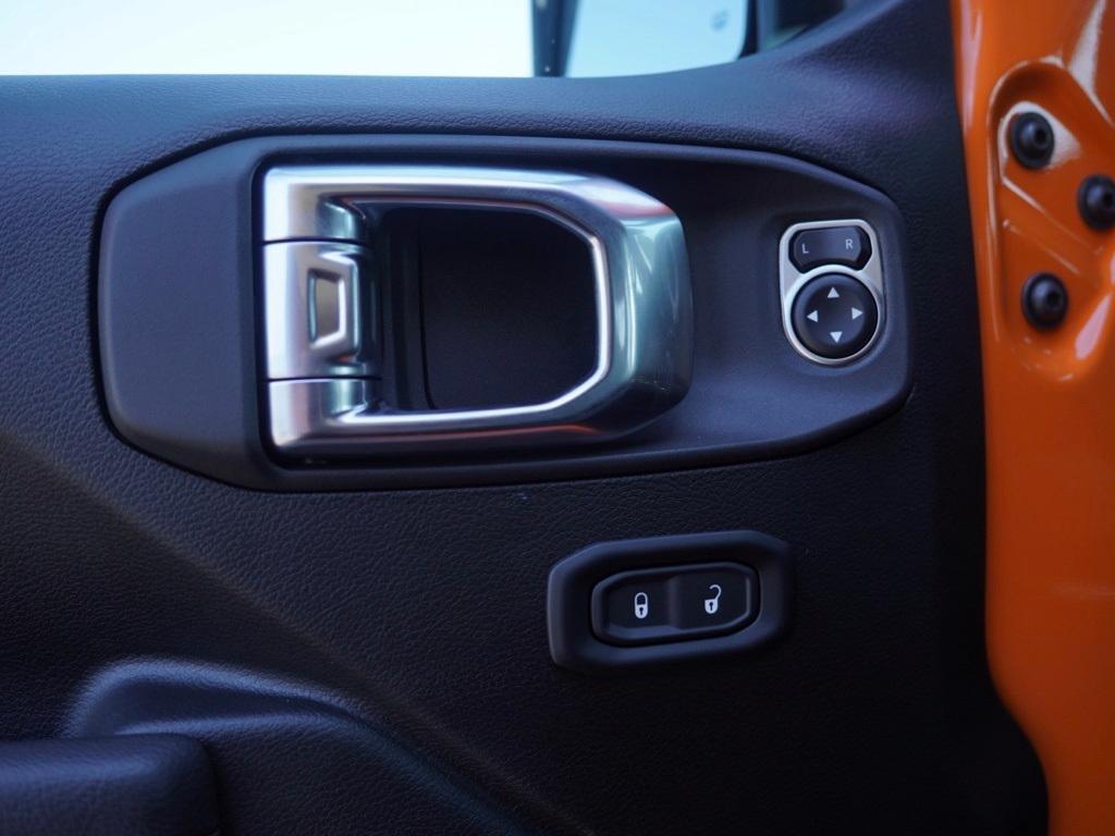 new 2025 Jeep Gladiator car, priced at $32,497