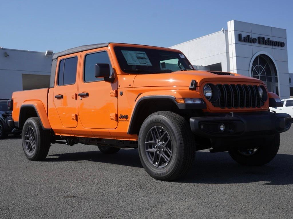 new 2025 Jeep Gladiator car, priced at $32,497