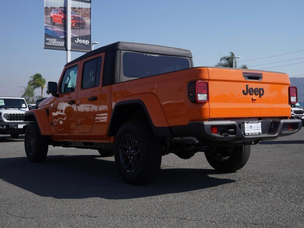 new 2025 Jeep Gladiator car, priced at $32,497