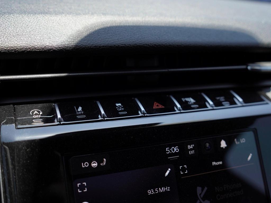 used 2023 Jeep Grand Cherokee car, priced at $37,027