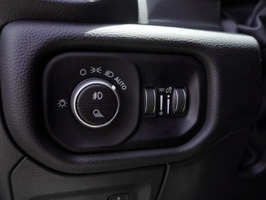new 2025 Ram 1500 car, priced at $46,454