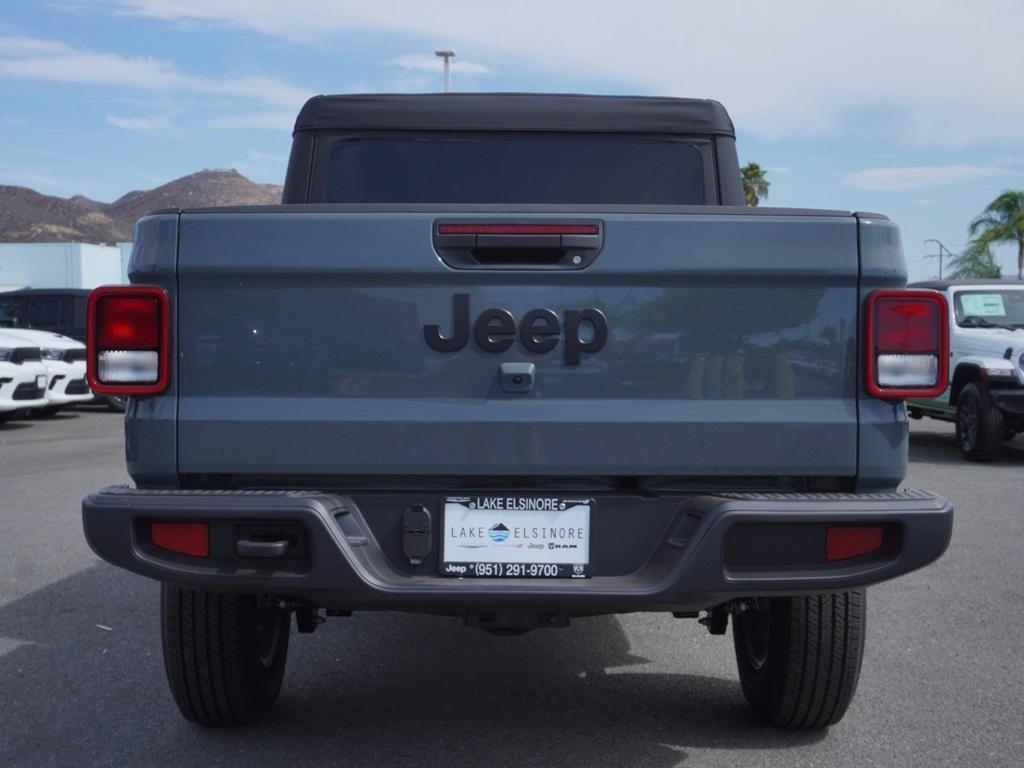 new 2025 Jeep Gladiator car, priced at $35,232