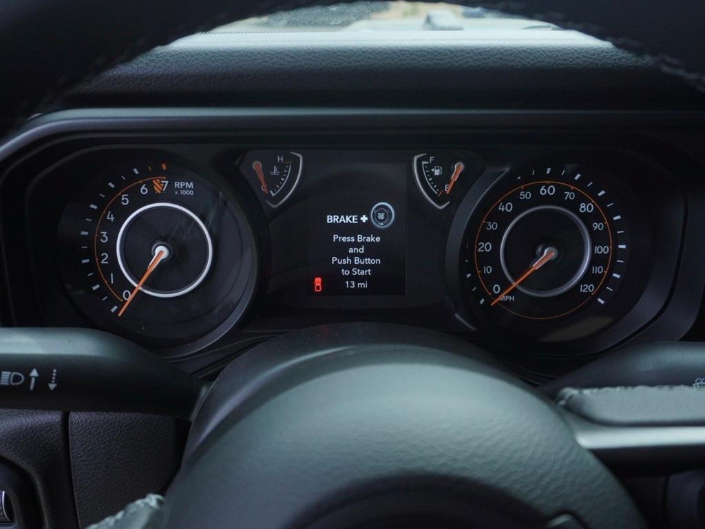 new 2025 Jeep Gladiator car, priced at $35,232