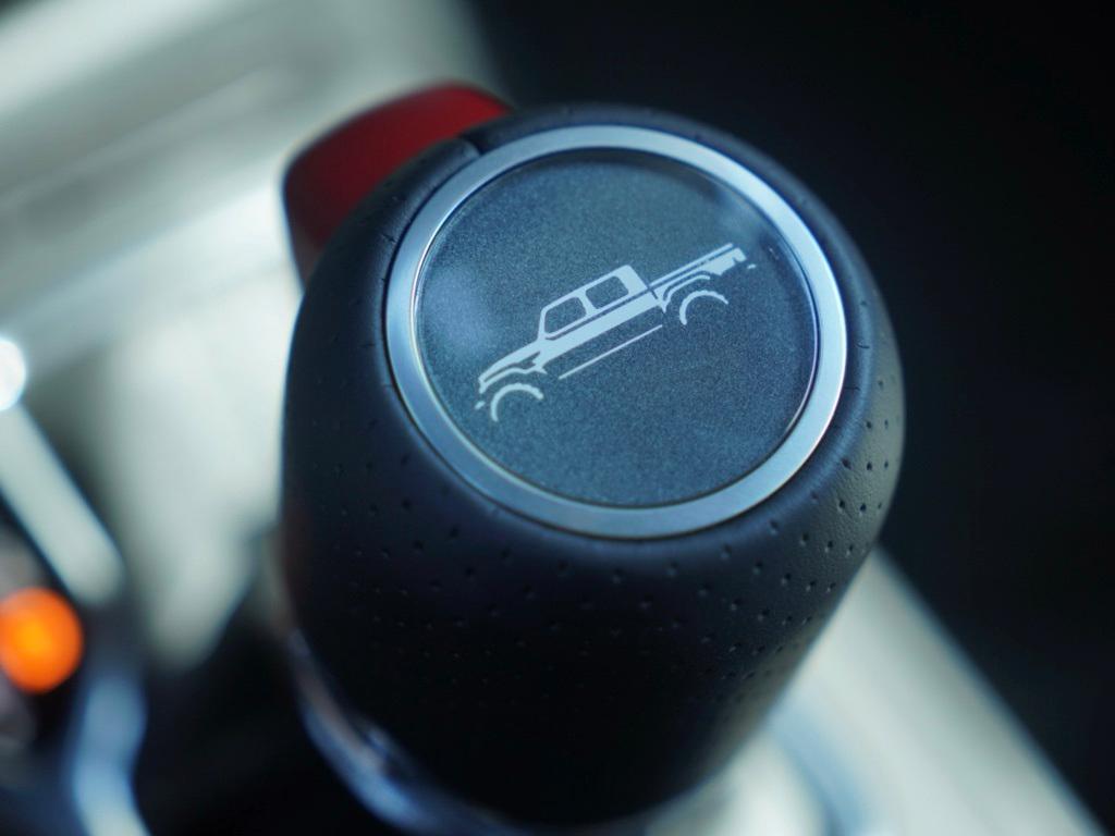 new 2025 Jeep Gladiator car, priced at $54,063