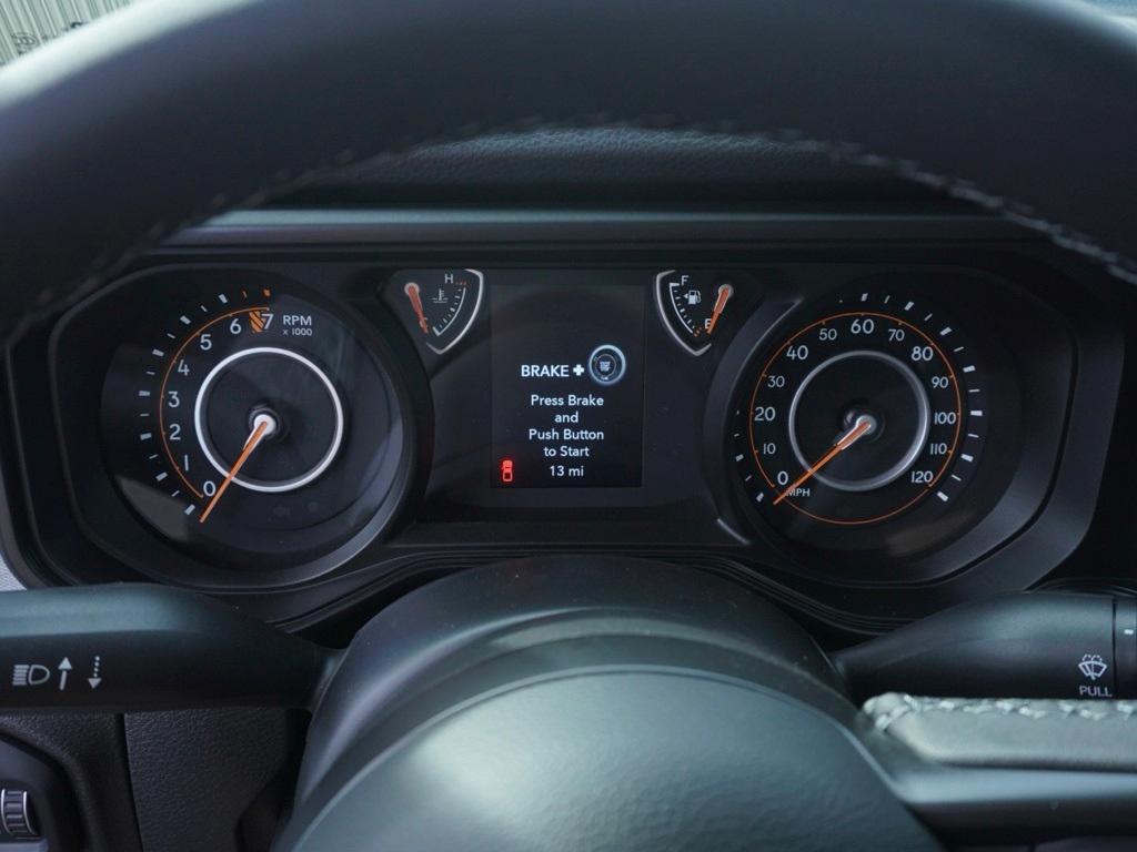 new 2025 Jeep Gladiator car, priced at $33,739