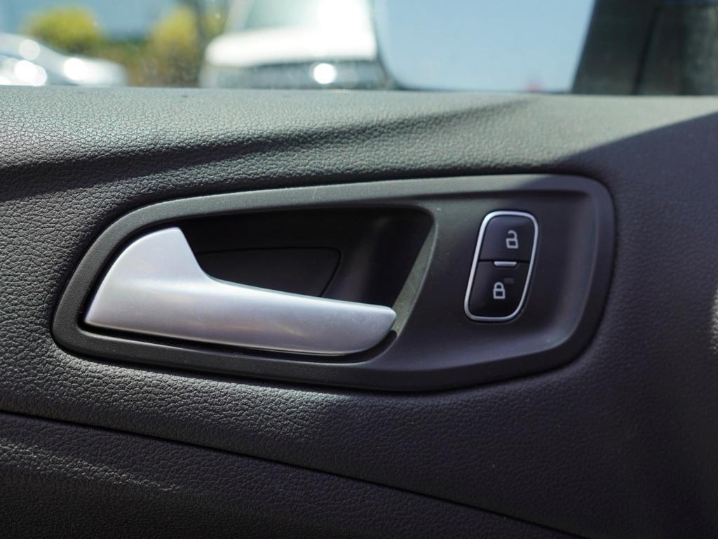 used 2017 Ford Escape car, priced at $12,995