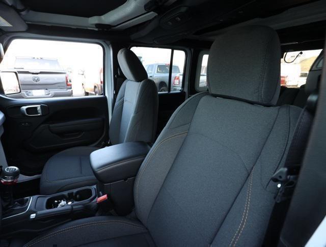 new 2025 Jeep Wrangler car, priced at $37,585