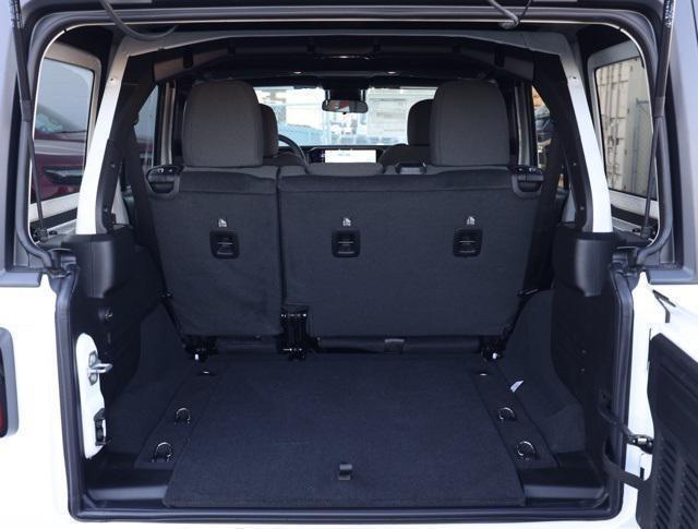 new 2025 Jeep Wrangler car, priced at $37,585