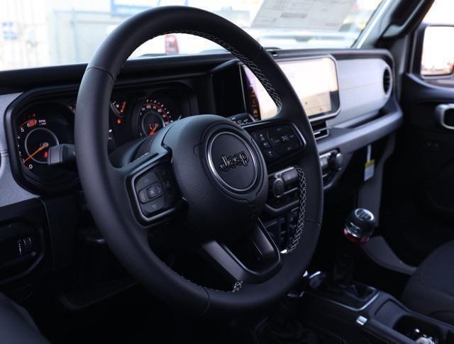 new 2025 Jeep Wrangler car, priced at $37,585
