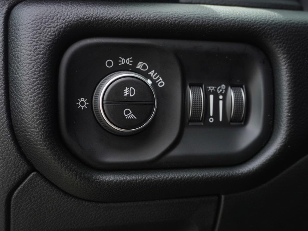 new 2025 Ram 1500 car, priced at $52,745