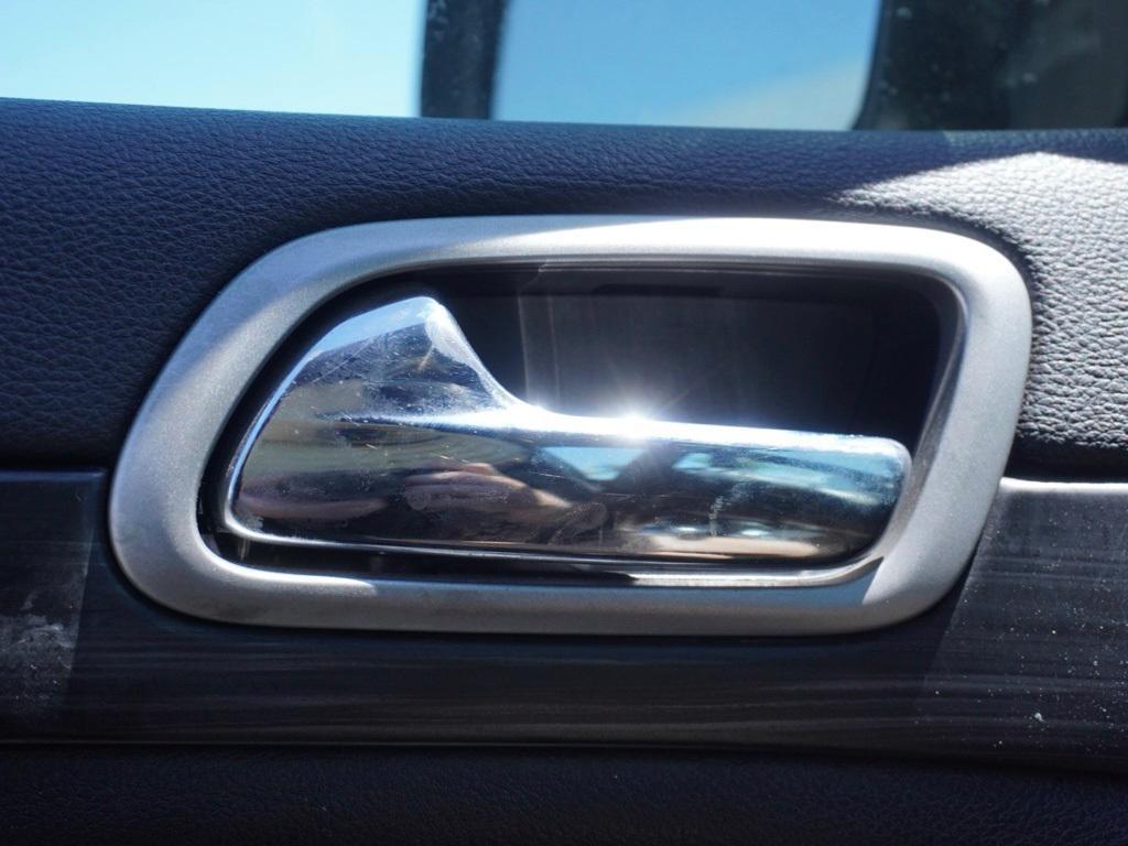 used 2021 Jeep Grand Cherokee car, priced at $13,735