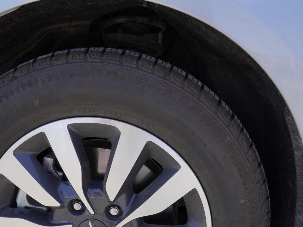 used 2023 Chrysler Pacifica Hybrid car, priced at $28,995