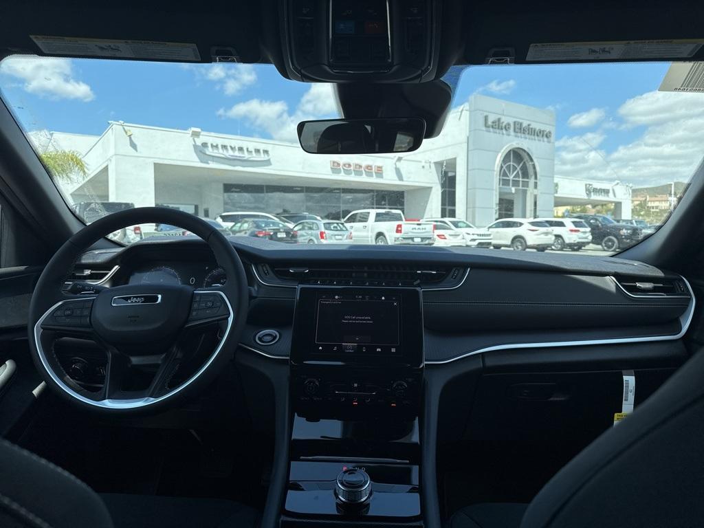 new 2025 Jeep Grand Cherokee L car, priced at $36,182