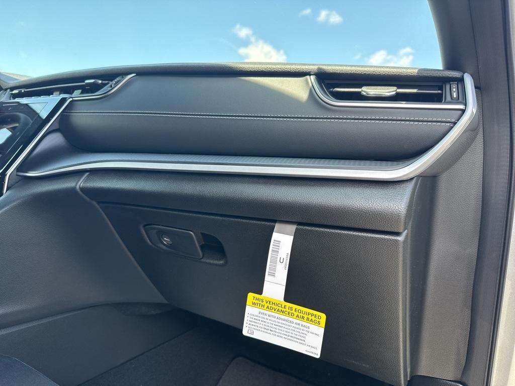 new 2025 Jeep Grand Cherokee L car, priced at $36,182