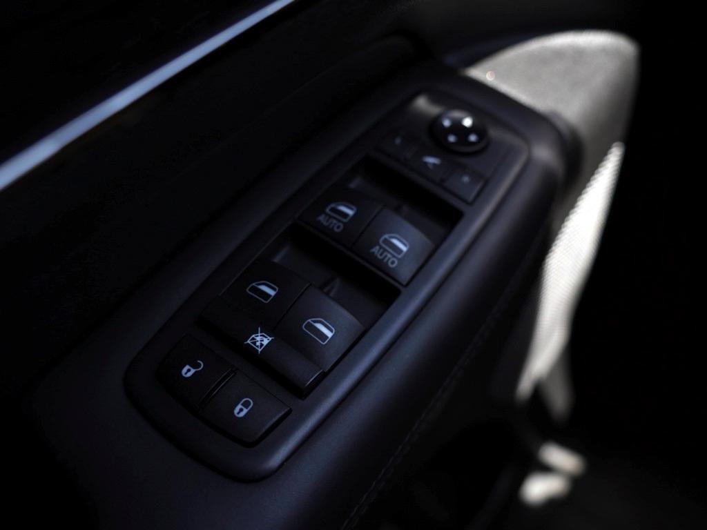 used 2021 Jeep Grand Cherokee car, priced at $26,205