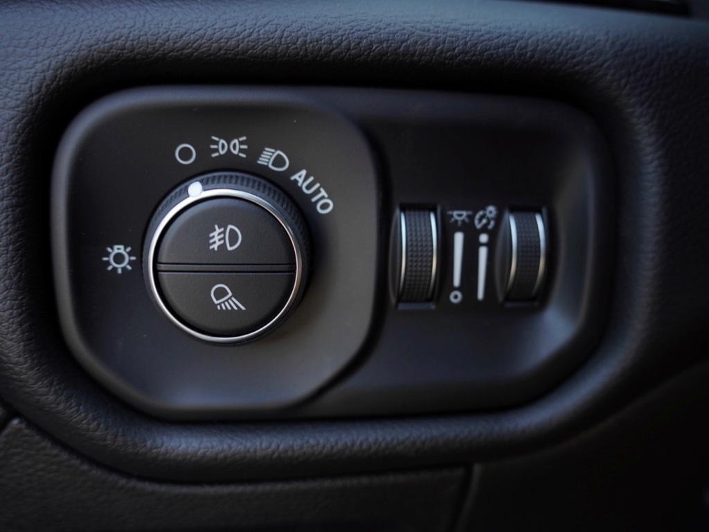 new 2025 Ram 1500 car, priced at $60,504
