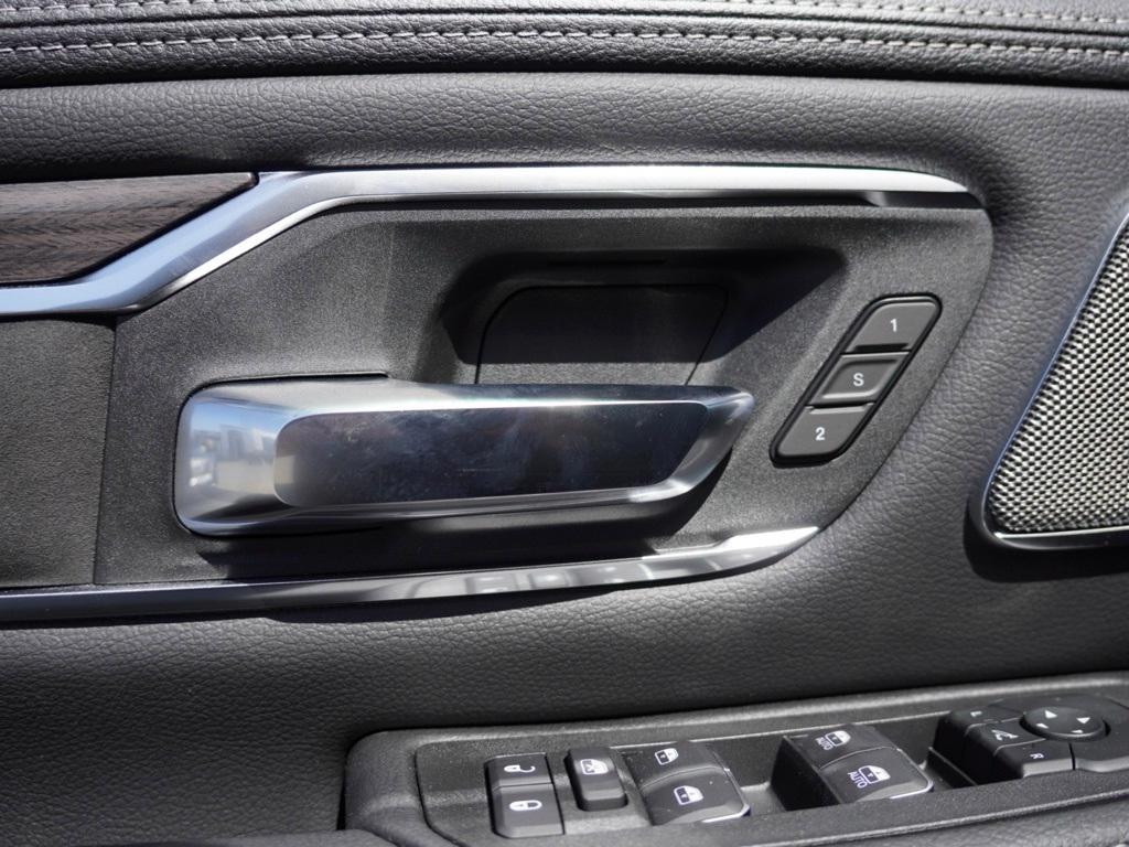 new 2025 Ram 1500 car, priced at $60,504