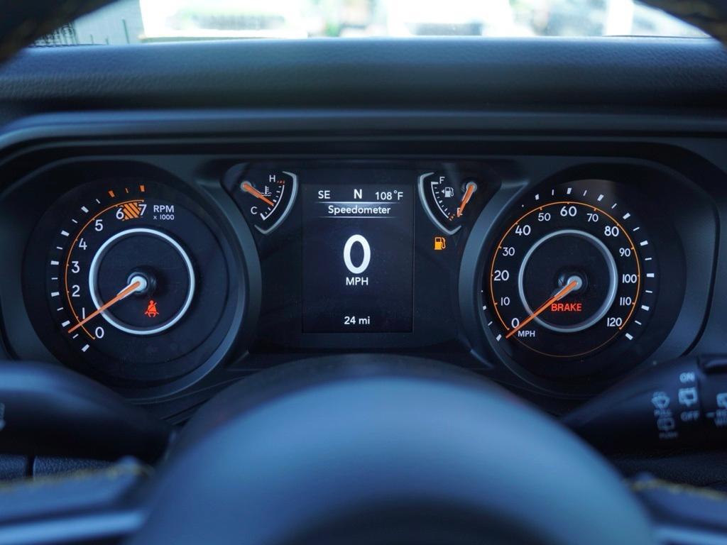 new 2025 Jeep Wrangler car, priced at $34,319