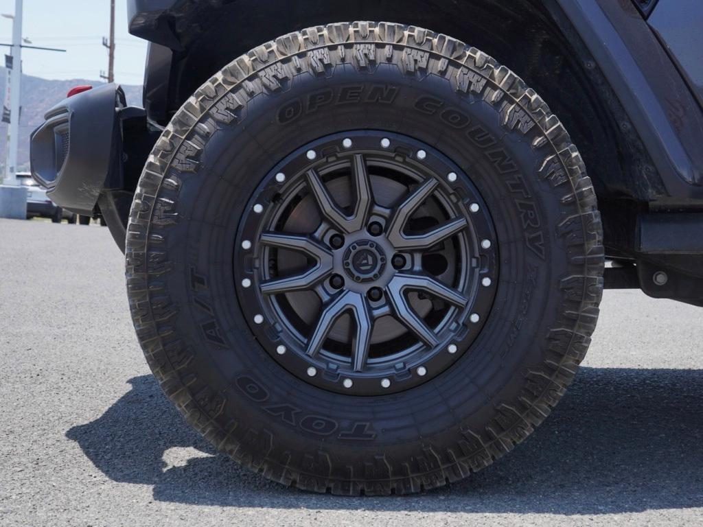 used 2019 Jeep Wrangler Unlimited car, priced at $32,911