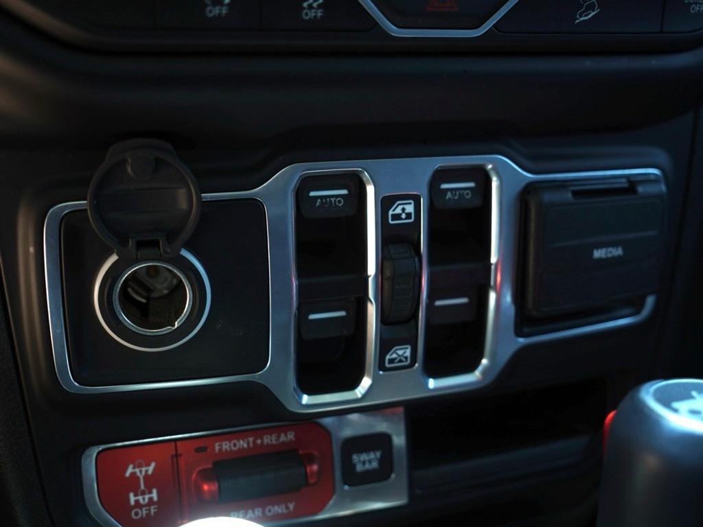 used 2019 Jeep Wrangler Unlimited car, priced at $32,911