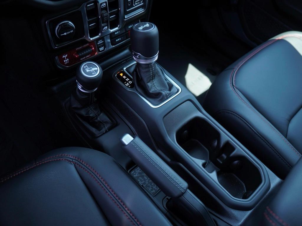 new 2025 Jeep Wrangler car, priced at $59,100