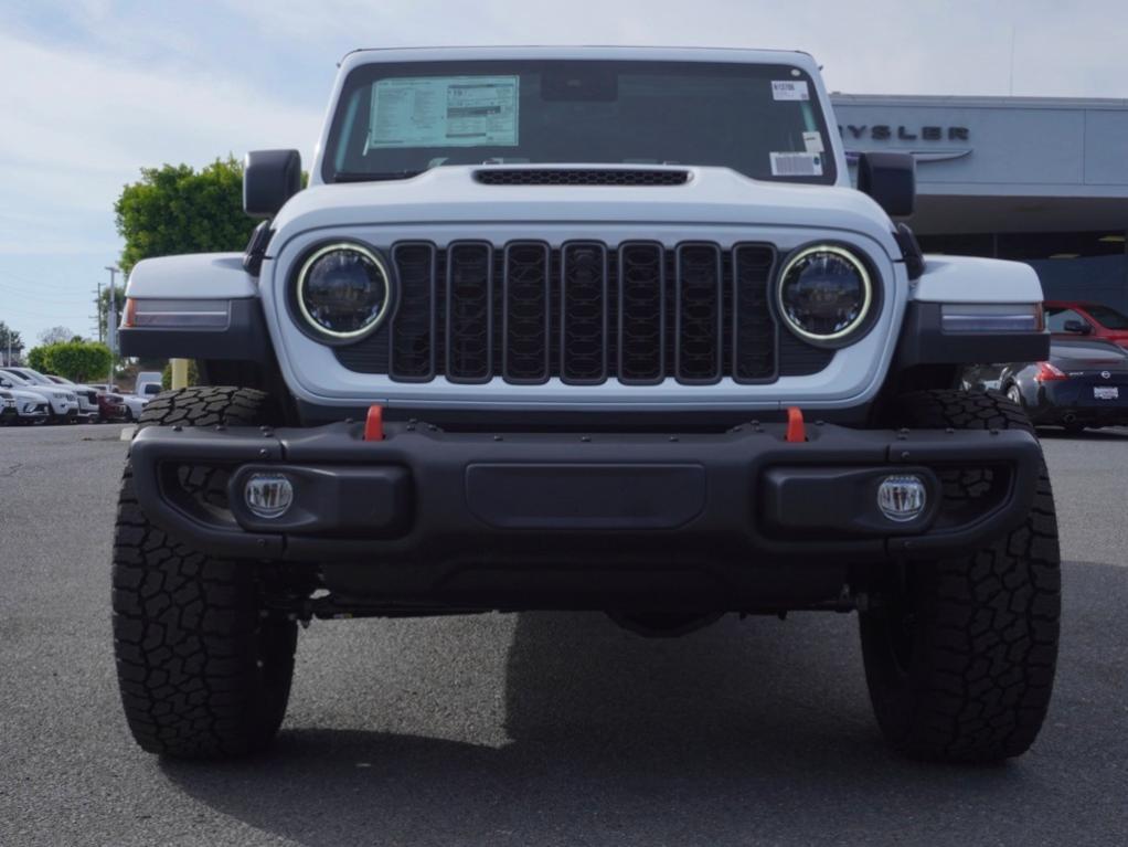 new 2025 Jeep Gladiator car, priced at $48,592