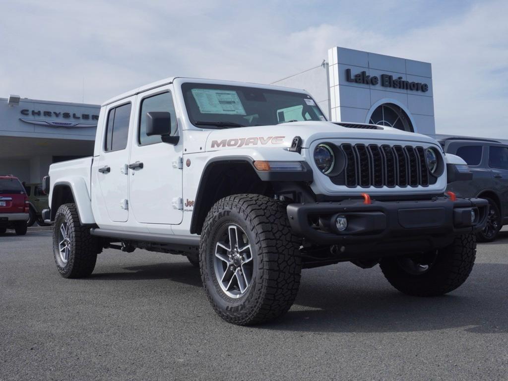 new 2025 Jeep Gladiator car, priced at $48,592
