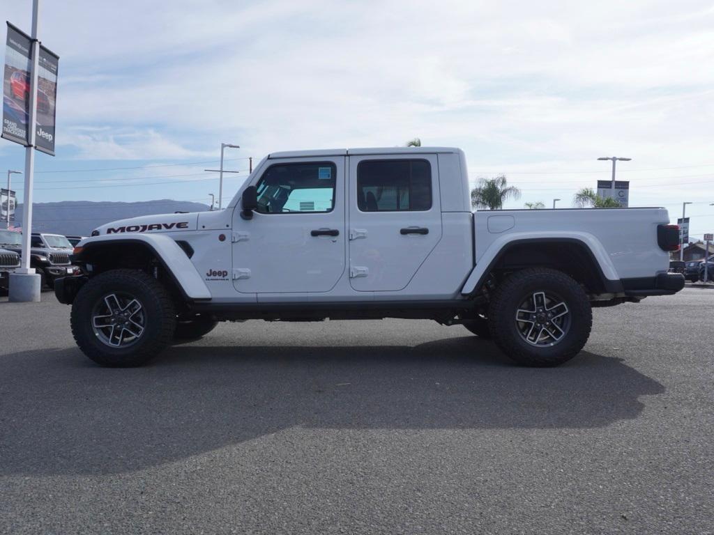 new 2025 Jeep Gladiator car, priced at $48,592