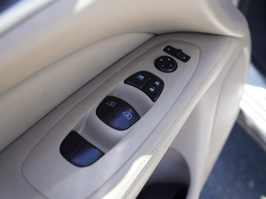 used 2018 Nissan Pathfinder car, priced at $13,995
