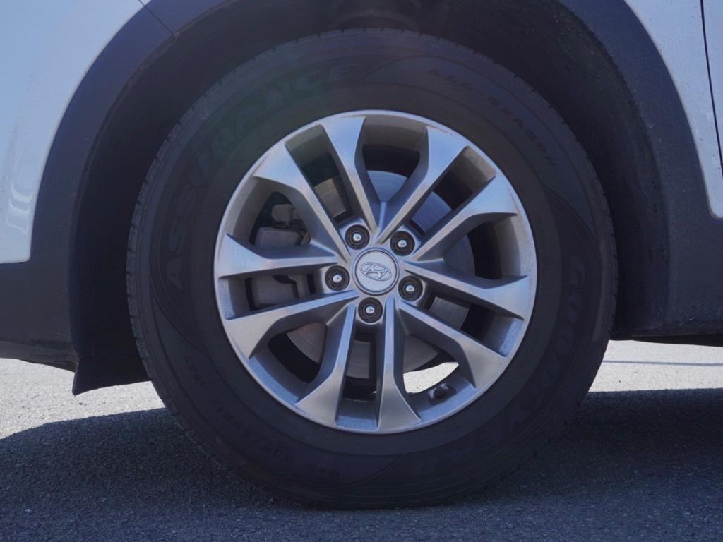 used 2020 Hyundai Santa Fe car, priced at $16,272