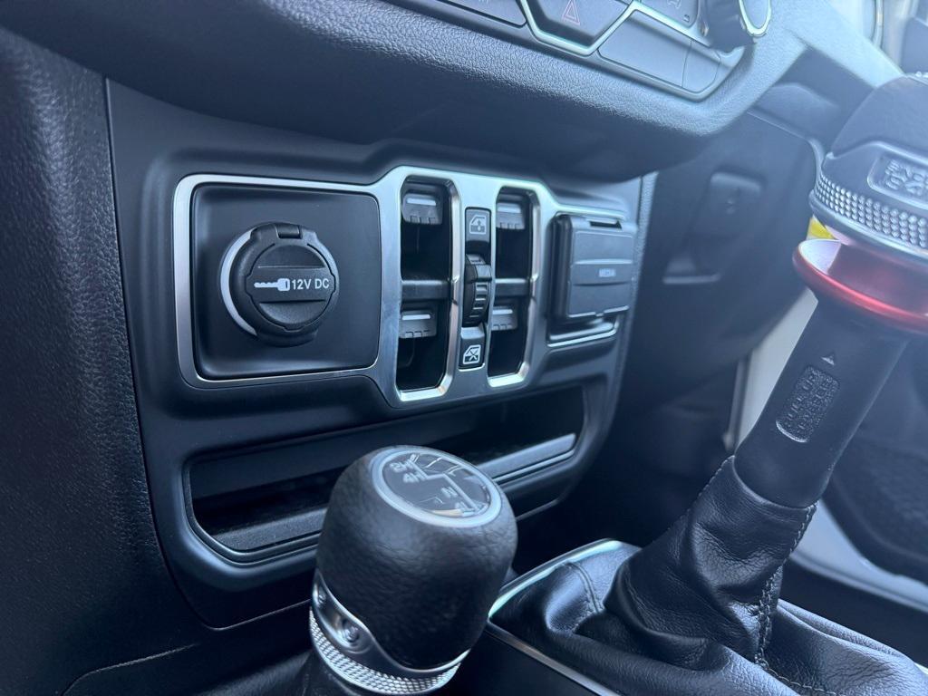 new 2025 Jeep Wrangler car, priced at $40,699