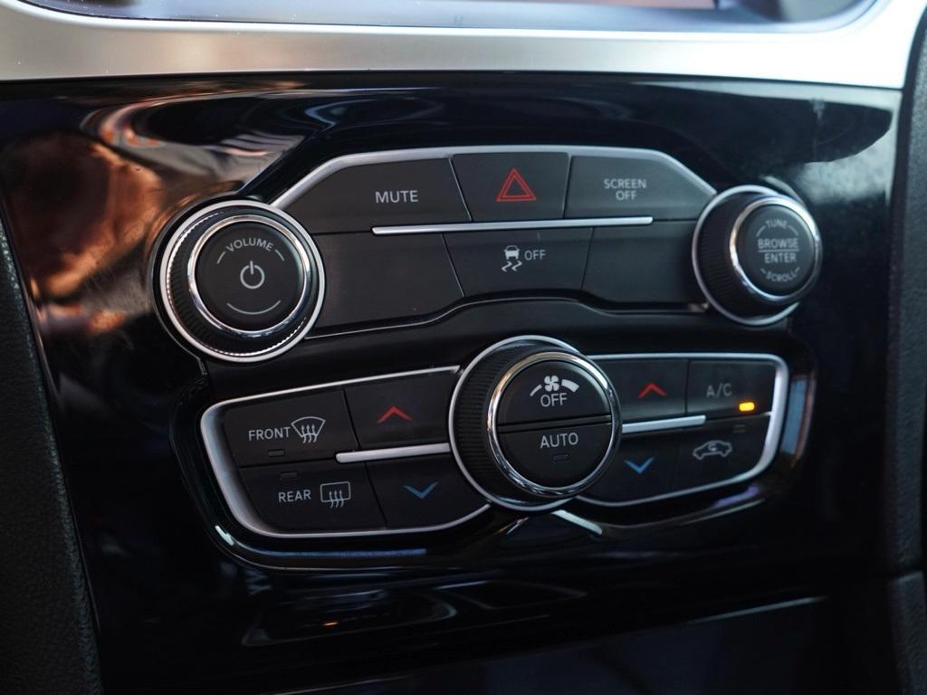 used 2023 Chrysler 300 car, priced at $25,558