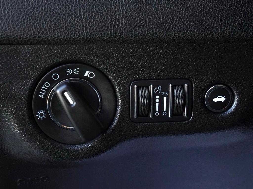 used 2023 Chrysler 300 car, priced at $25,558