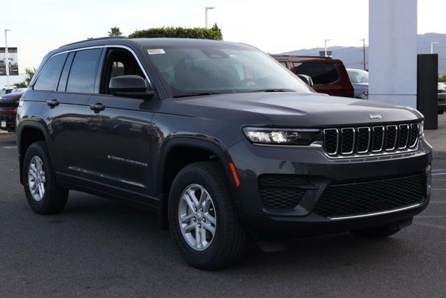 new 2025 Jeep Grand Cherokee car, priced at $34,200