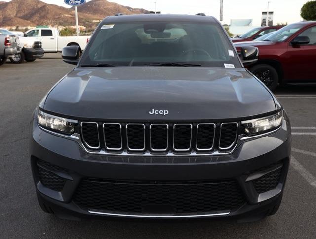 new 2025 Jeep Grand Cherokee car, priced at $34,200