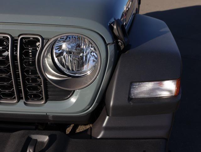 new 2025 Jeep Wrangler car, priced at $36,812